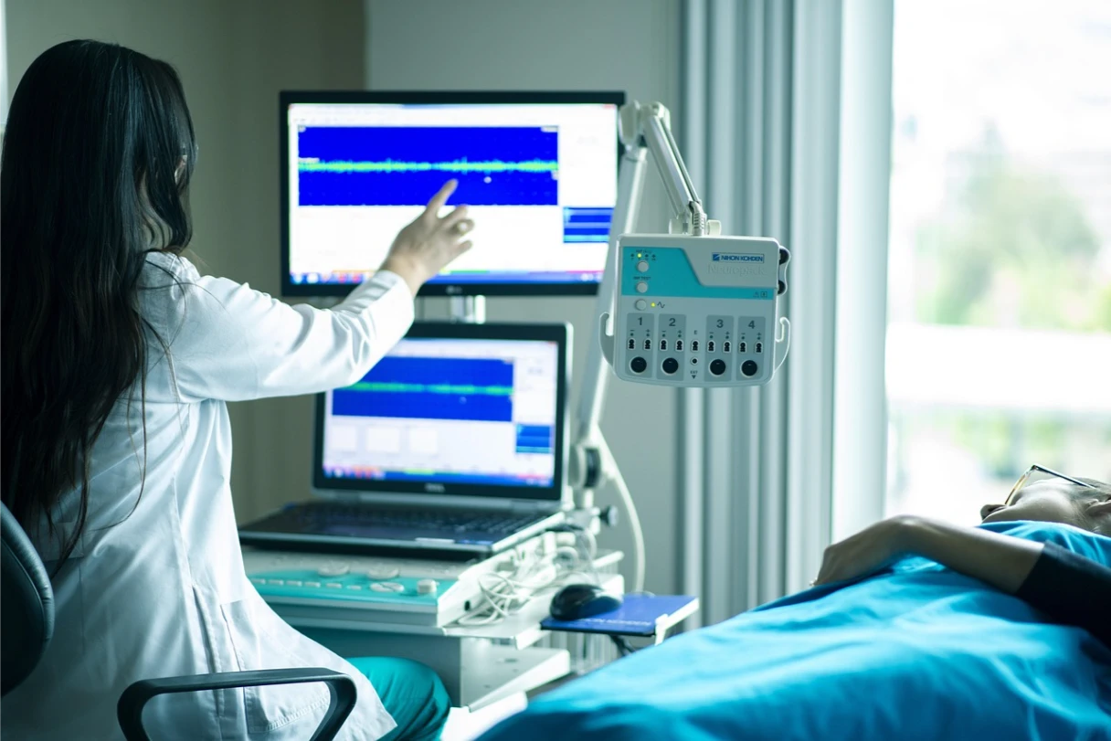 The Hospital’s Definitive Guide to Choosing a PACS / DICOM Platform